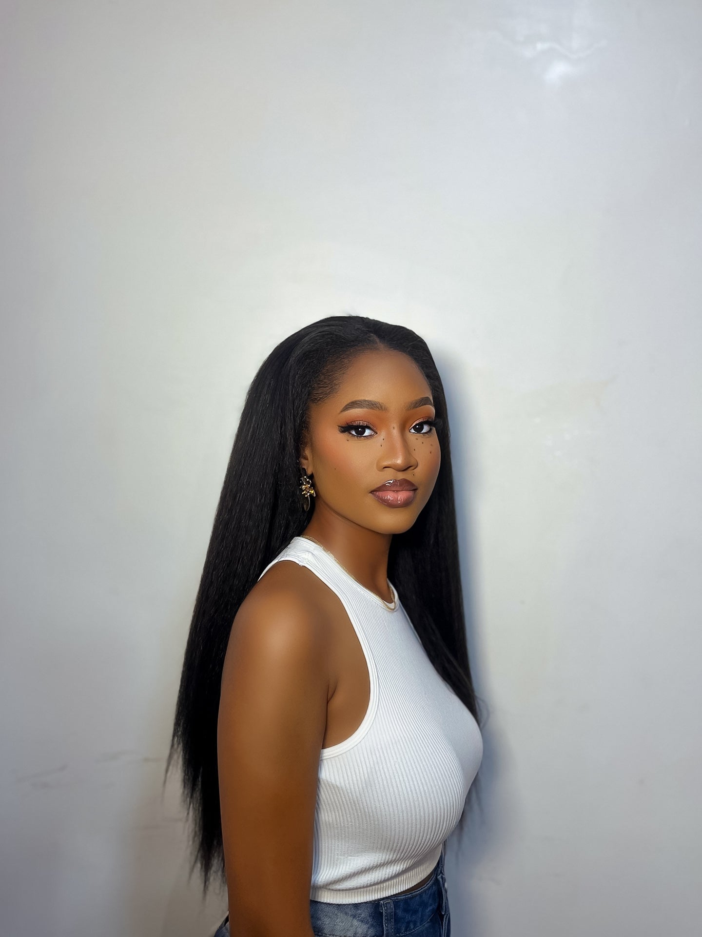 LOURA KINKY STRAIGHT HALF WIG