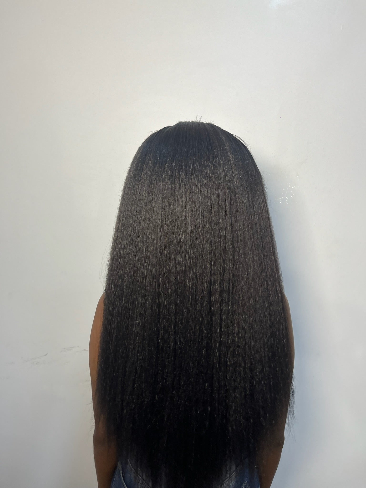 LOURA KINKY STRAIGHT HALF WIG